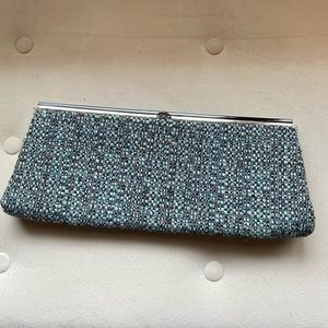 Tweed clutch